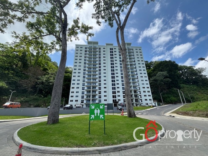 Venta de apartamento en torre en Punta Leona