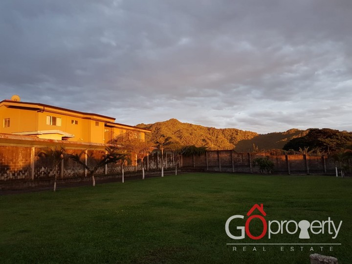 Venta de Impresionante terreno, calle vieja a Tres Ríos, Cartago