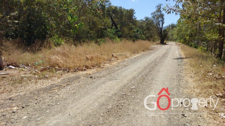 Venta de lote plano en Playa Potrero, Guanacaste