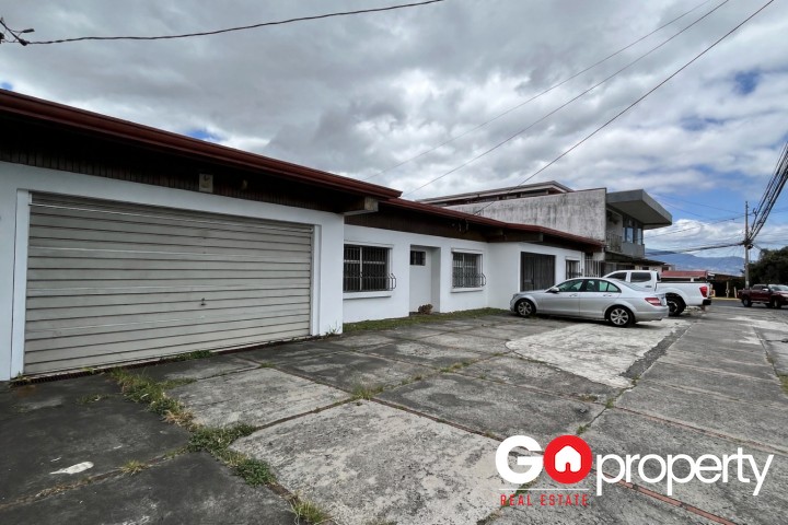 Alquiler de propiedad comercial en Guayabos de Curridabat