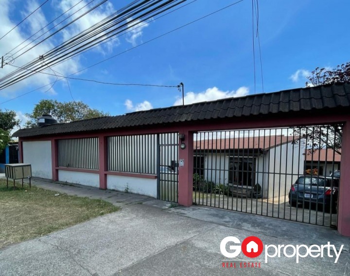 Venta de casa comercial en Cartago, San Blas